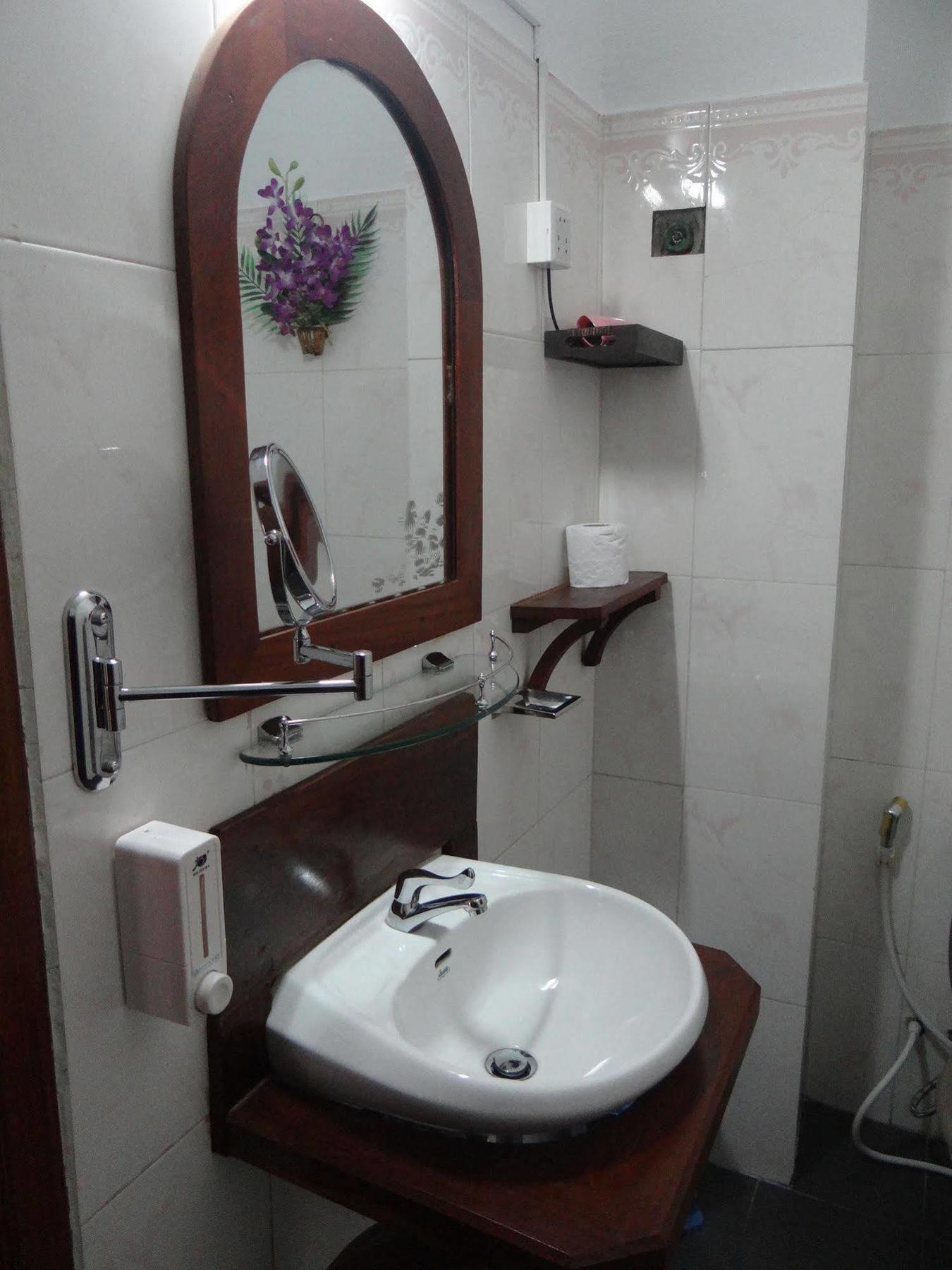 Alibi Guesthouse Phnompen Kültér fotó