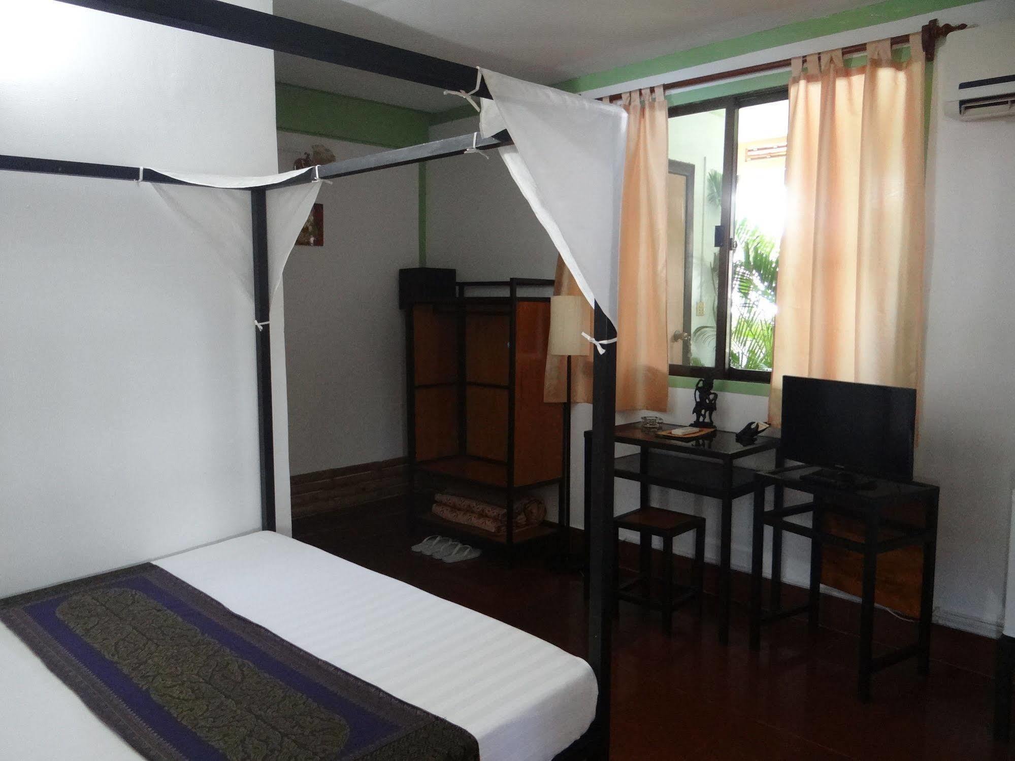 Alibi Guesthouse Phnompen Kültér fotó